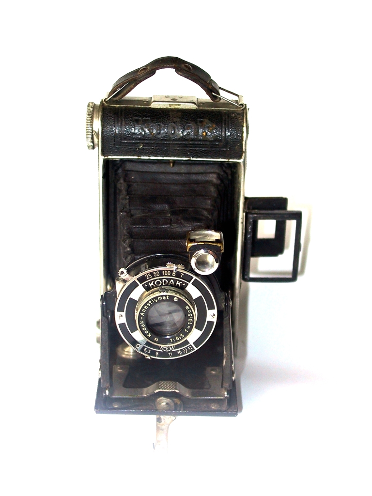 KOD 4740 - KODAK JUNIOR 620 (144)D (1933-1939) rollfilm 6x9; Kodak Anastigmat 6.3/_10.5; Kodak K1-K8   