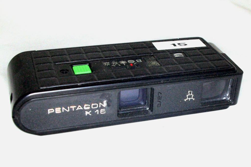 PEN 0010 - PENTACON K16 (1987) minifilm 13x17; fixfocus 8_27; Symbol