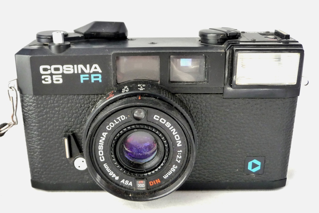 COS - COSINA 35 FR (1974) 35 mm 24x36; Cosinon 2.7/38; 