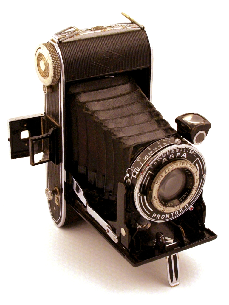 AGF 0970 - AGFA Billy Record 4.5 (1936-1950) rollfilm 6x9; Apotar 4.5/10.5; Prontor II