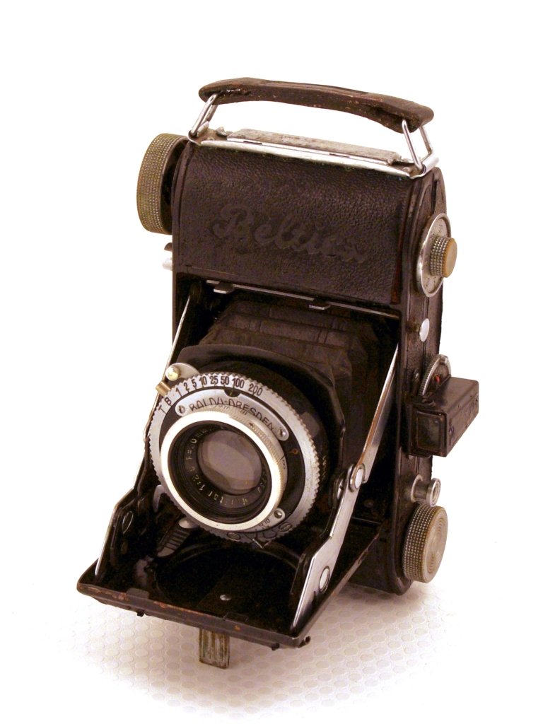 BEL 0080 - Beltica (1951) 35mm 24x36; Meritar2.9/50; OVUS 1/200 