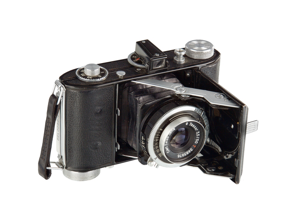 BEL 0080 - Beltica (1951) 35mm 24x36; Tessar 3.5/50; Cludor 1/200