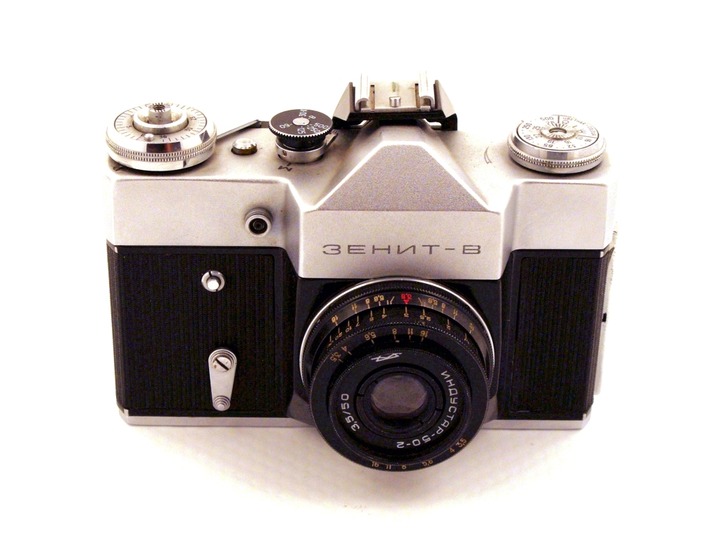 KRA 0480 - Zenit-B cyrill (1968-1973) 35mm 24x36; Industar-50-2 3.5/50; SV 1/500