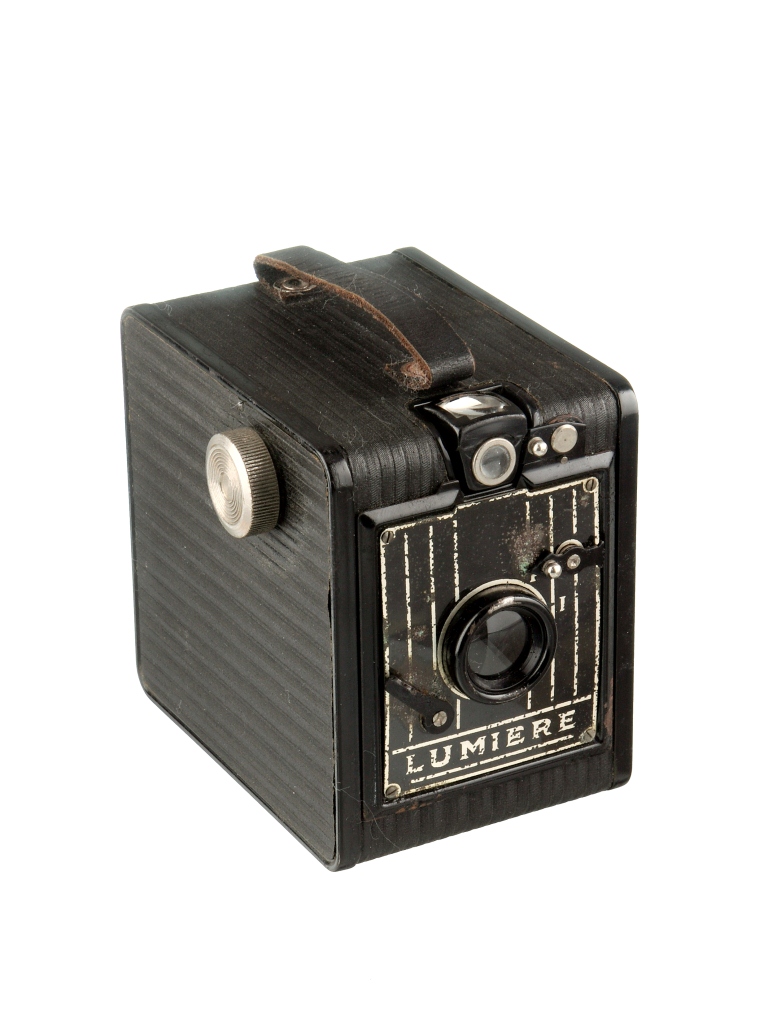 LUM 0181 - Lumiere box (1938) rollfilm 6x9; Lumiere Rapide; egyszerű zár 