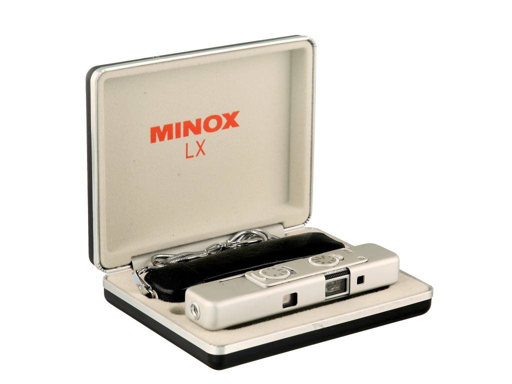 MIX 0210 - MINOX LX (1978) minifilm 8x11; Minox 3.5/15; Elektron. 1/2000