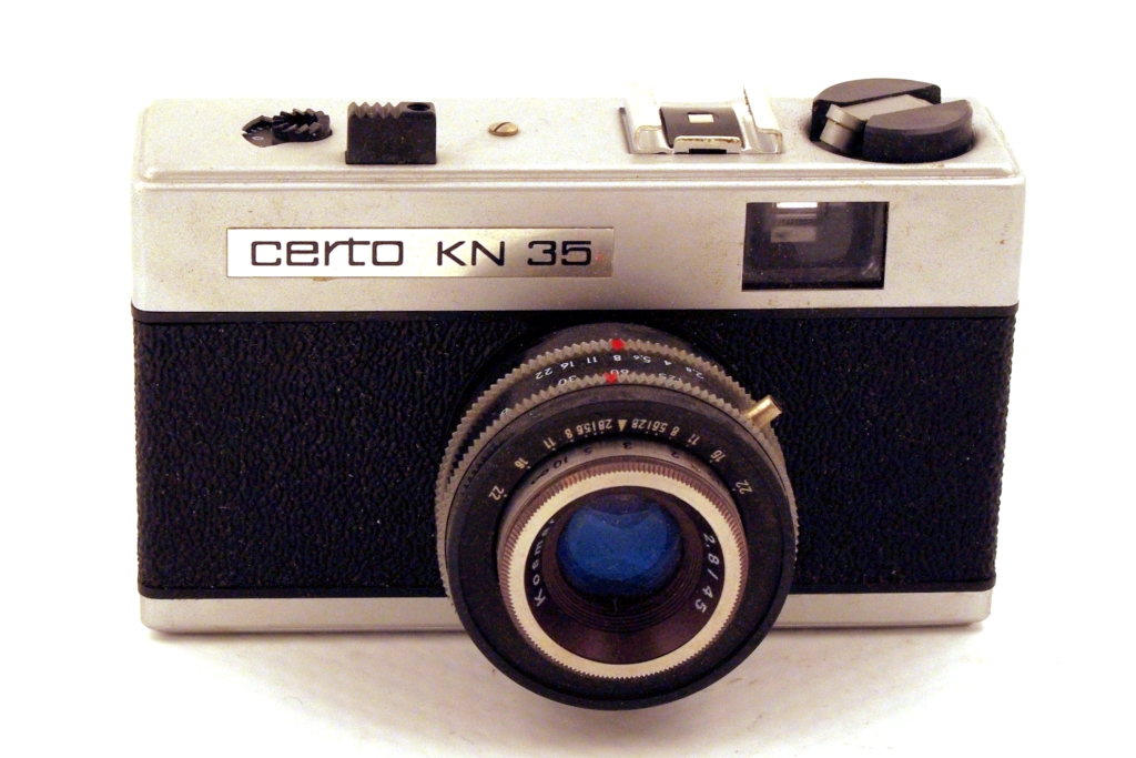 CER 0140 - Certo KN 35 chrom (1972-1982) 35 mm 24x36; KOSMAR 2.8/45; Priomat 