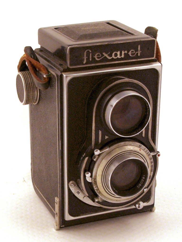 MEO 0070 - Flexaret III (1948) rollfilm 6x6; Meopta Belar 3.5/80; METAX 1/400