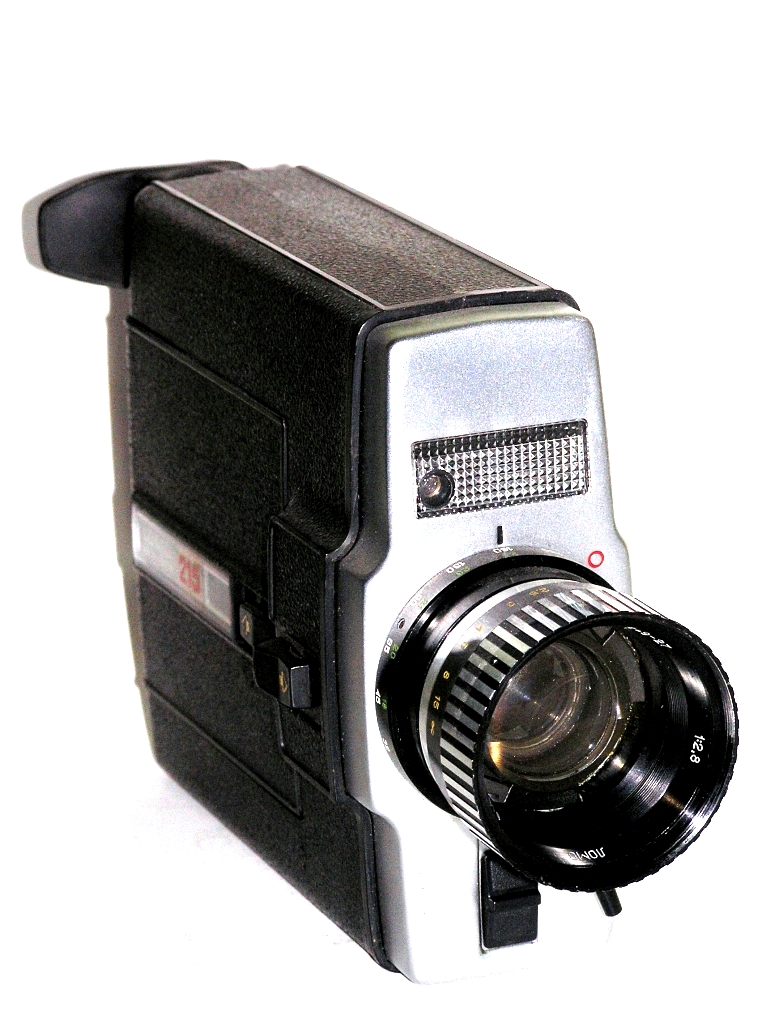 LOMO 215 (1983-1985) Super 8 mm; LOMO AGATE-14 2.8_9-27 mm