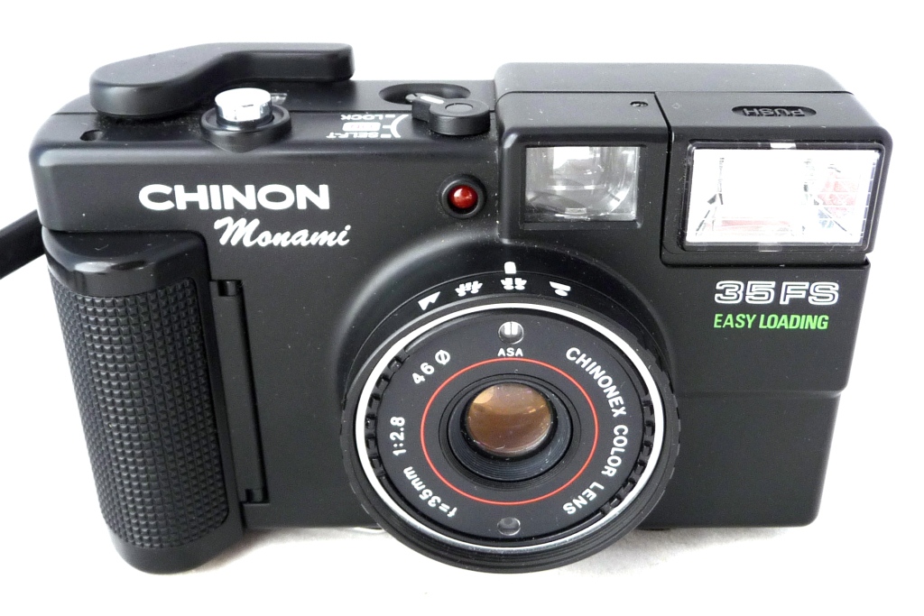 CHI 0390 - CHINON Monami 35 FS (1982) 35 mm 24x36; Chinonex 2.8/35; Programm 1/500