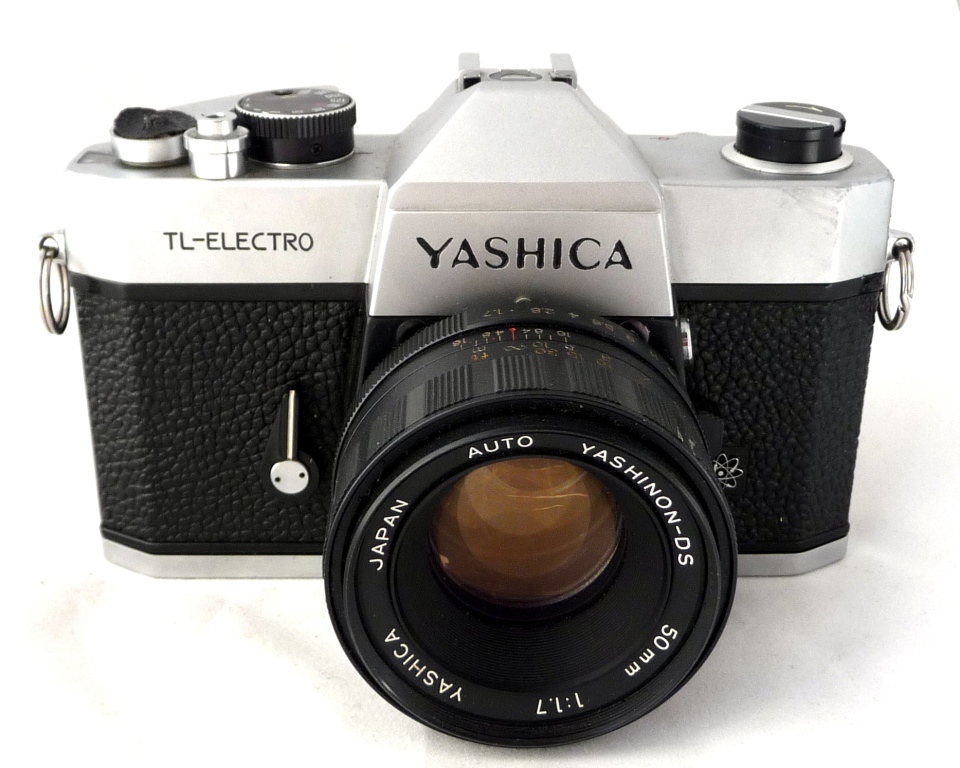 YAS 2190 - YASHICA TL-ELECTRO (1972-1975) 35 mm 24x36; Yashinon-DS 1.7/50; SV 1-1/1000