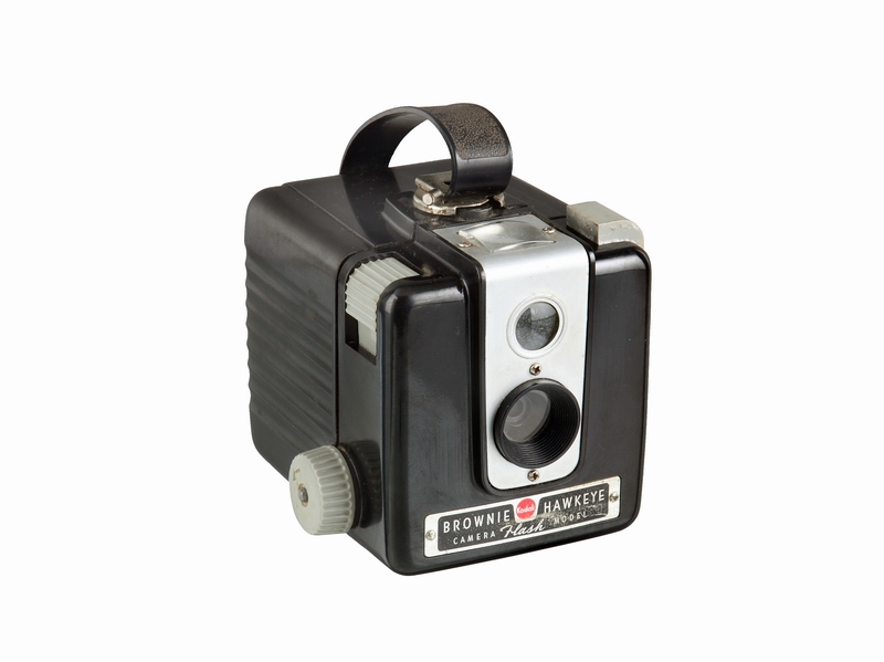 Kodak Brownie Hawkeye Flash (Eastman Kodak Co., 1950).JPG